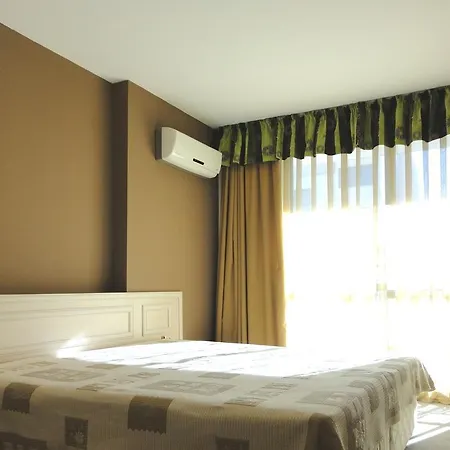 Avalon Freya -apartcomplex Sluneční pobřeží